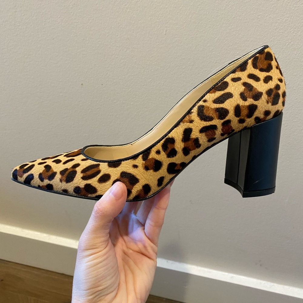 Marc Fisher Faux Fur Leopard Print Chunk Heels - Picture 1 of 6